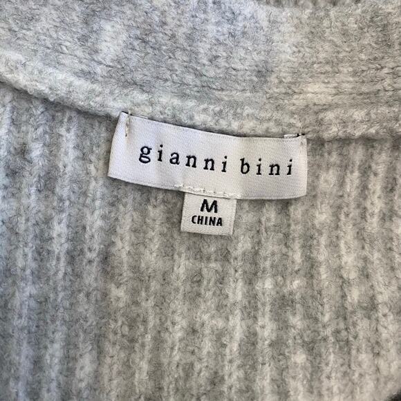 Gianni Bini Ribbed Knit Sweater Skirt Set Gray Crop Cardigan and Skirt M/L - Picture 2 of 13